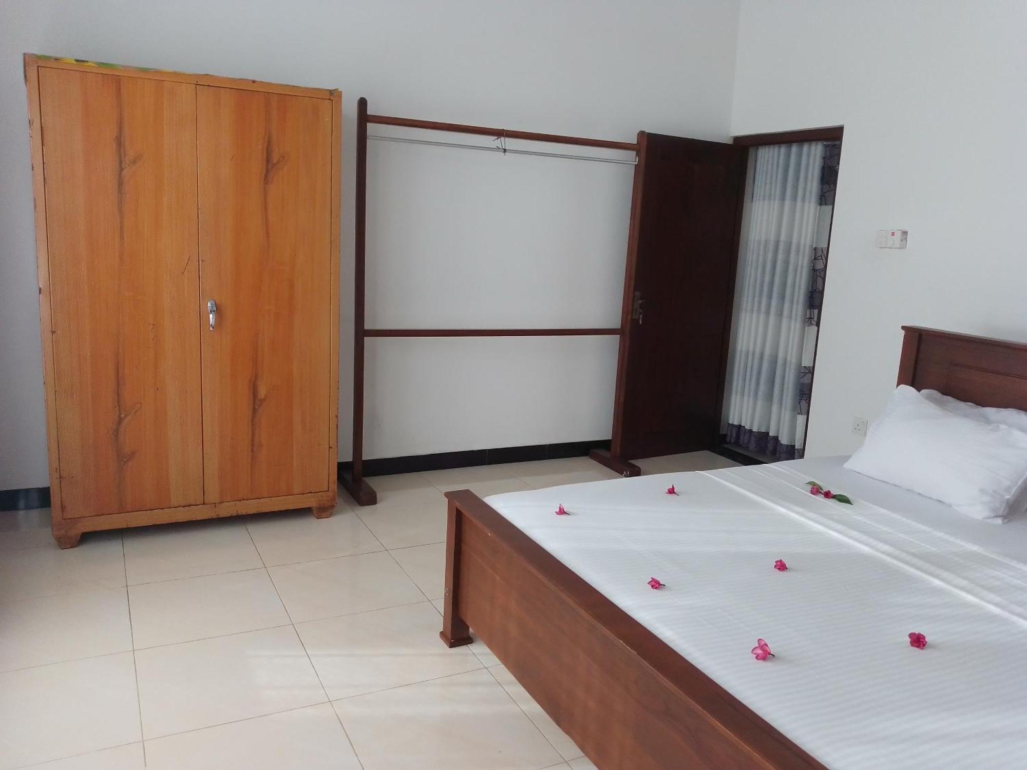 Sea & Greens Apartments Unawatuna Exterior foto